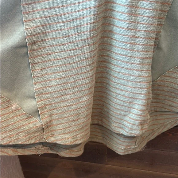 Easel Oversized Sage Green and Brown Striped Henley Shirt Small - Picture 5 of 8